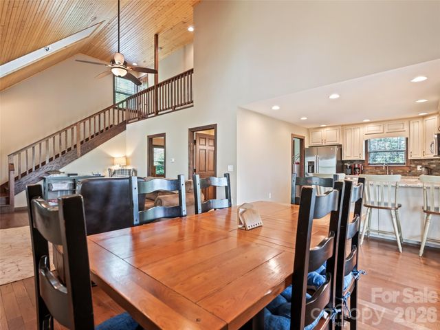 374 Rio Bravo Drive, Sylva, NC 28779