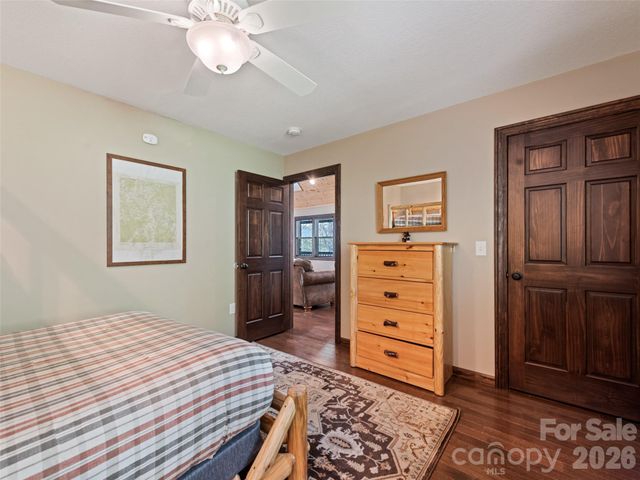 374 Rio Bravo Drive, Sylva, NC 28779