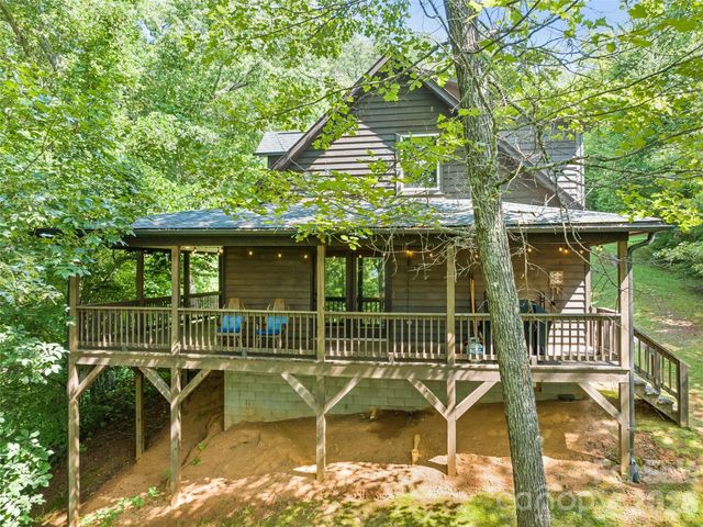 374 Rio Bravo Drive, Sylva, NC 28779