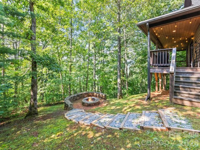 374 Rio Bravo Drive, Sylva, NC 28779