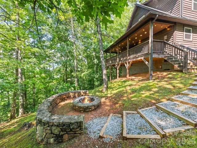 374 Rio Bravo Drive, Sylva, NC 28779