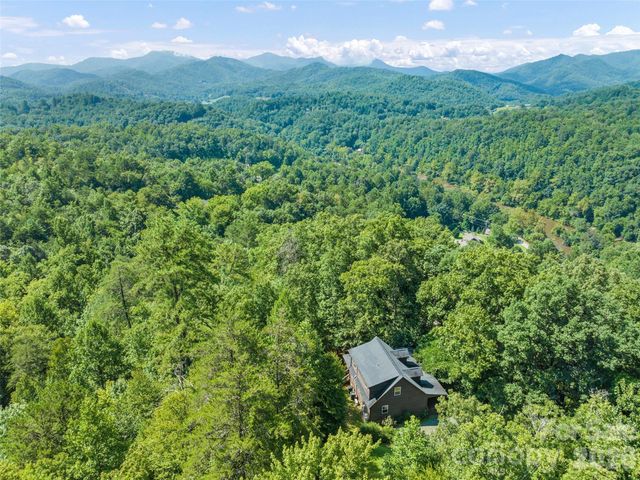 374 Rio Bravo Drive, Sylva, NC 28779