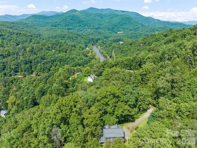 374 Rio Bravo Drive, Sylva, NC 28779