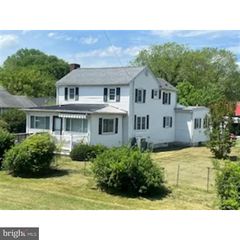 325 S RAILROAD AVE, Georgetown, DE 19947