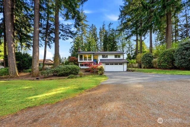 9215 NE 178th Street, Bothell, WA 98011