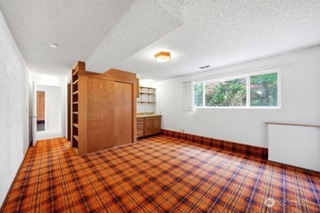 9215 NE 178th Street, Bothell, WA 98011