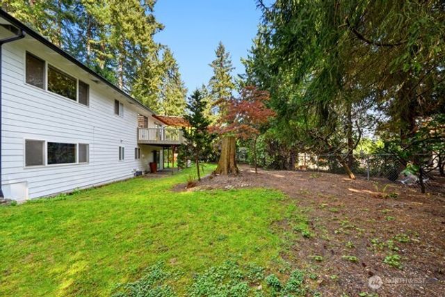9215 NE 178th Street, Bothell, WA 98011