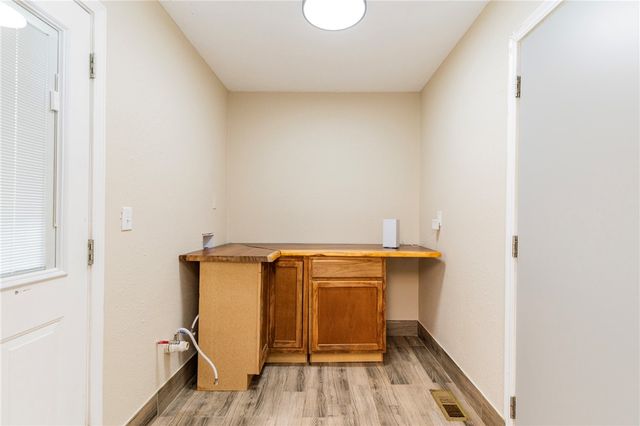 2802 W Turtle Creek Circle, Rogers, AR 72756