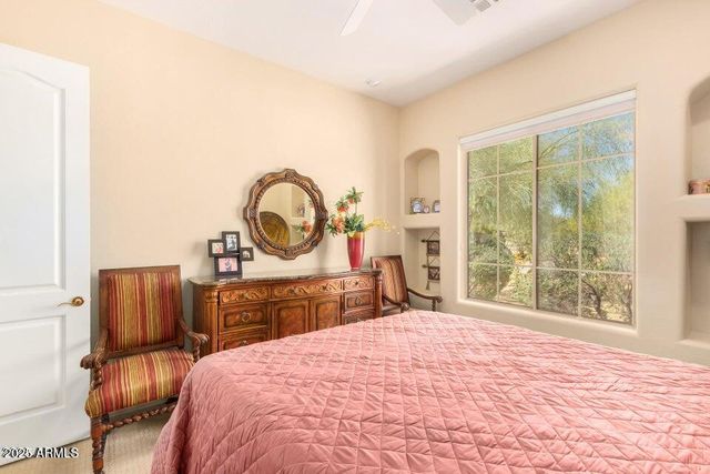 8115 E SAND FLOWER Drive, Scottsdale, AZ 85266