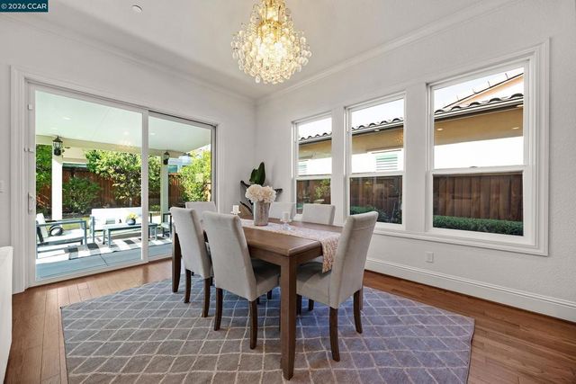 1939 Burgundy Ln, Brentwood, CA 94513