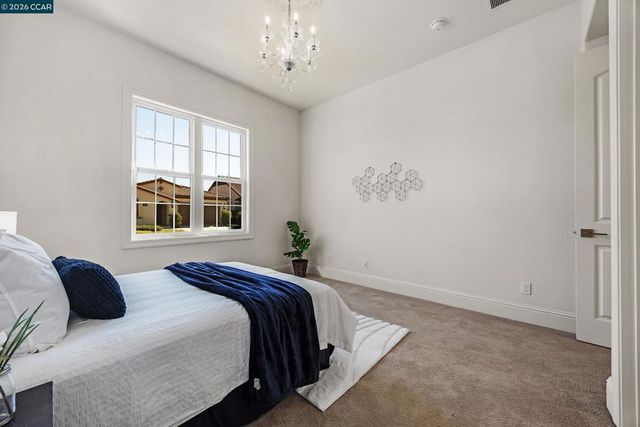 1939 Burgundy Ln, Brentwood, CA 94513