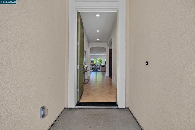 1939 Burgundy Ln, Brentwood, CA 94513