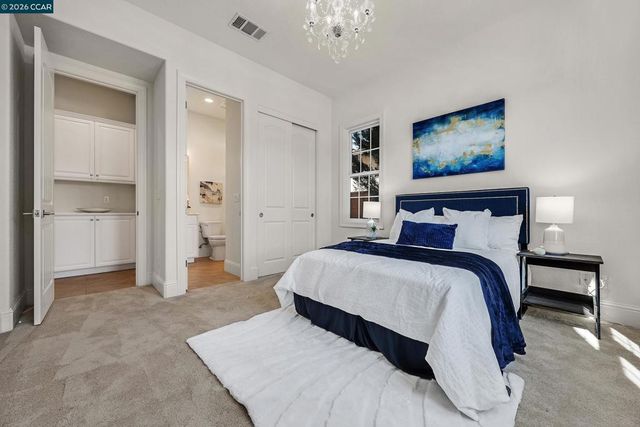1939 Burgundy Ln, Brentwood, CA 94513