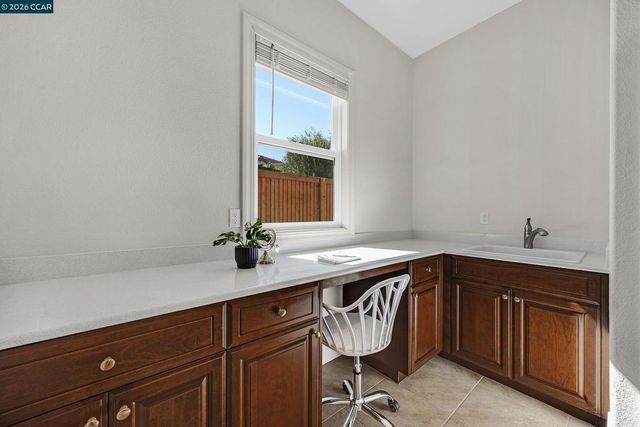 1939 Burgundy Ln, Brentwood, CA 94513