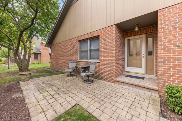 207 Ashley Way, Bloomingdale, IL 60108