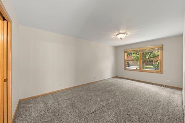207 Ashley Way, Bloomingdale, IL 60108