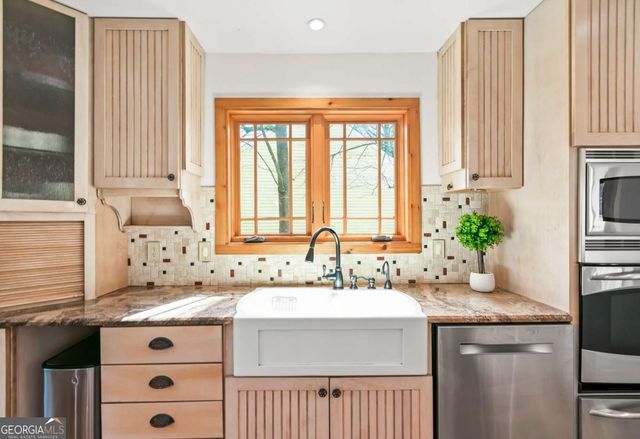 2532 Stockbridge Road, Marietta, GA 30062