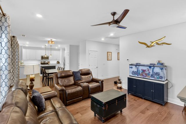 140 Sherringham Way, White House, TN 37188