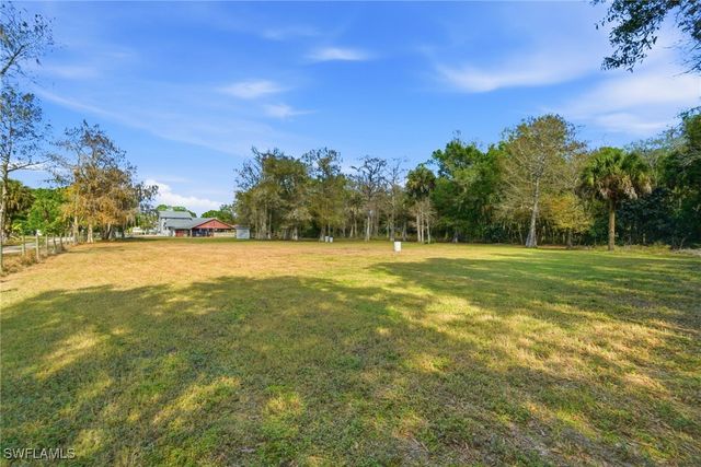 5860 Dogwood WAY, Naples, FL 34116