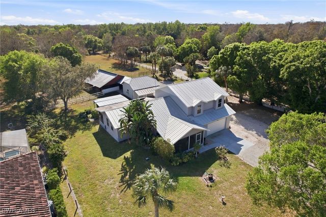 5860 Dogwood WAY, Naples, FL 34116