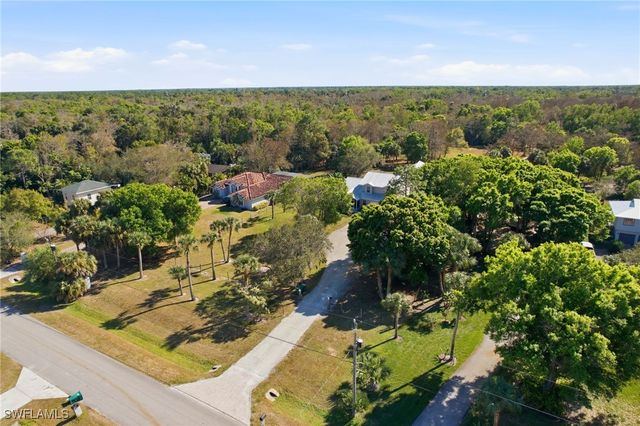 5860 Dogwood WAY, Naples, FL 34116