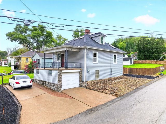 701 Locust St., Hempfield Twp, PA 15601