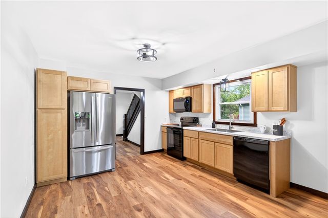 701 Locust St., Hempfield Twp, PA 15601