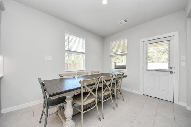 297 Gallant Fox Way, New Caney, TX 77357