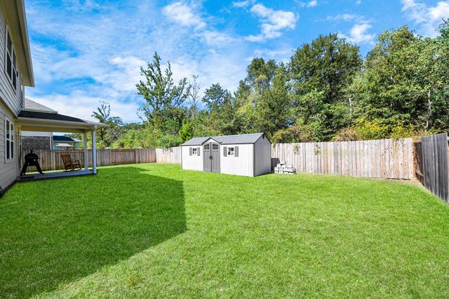 297 Gallant Fox Way, New Caney, TX 77357