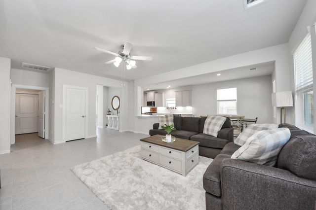 297 Gallant Fox Way, New Caney, TX 77357