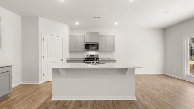 8174 Coldstream Drive, Fairburn, GA 30213