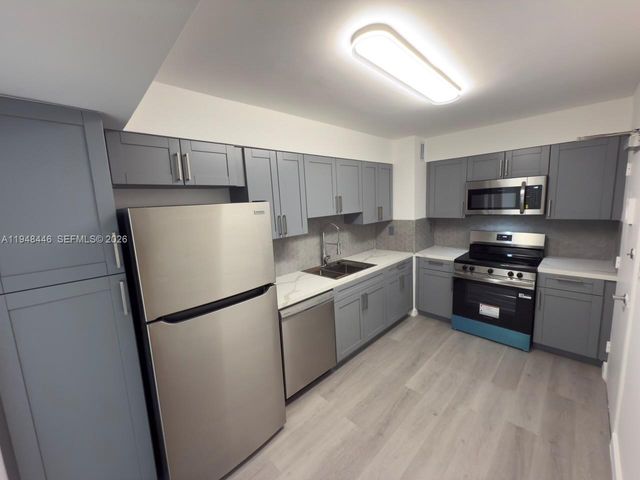 9195 NE Collins Ave 911, Surfside, FL 33154