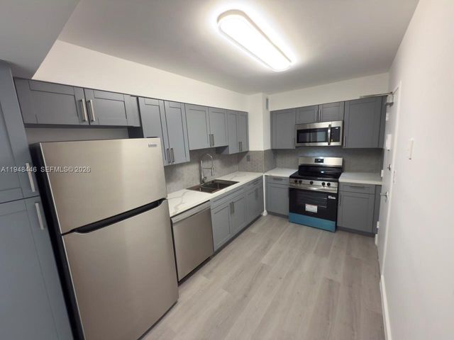 9195 NE Collins Ave 911, Surfside, FL 33154