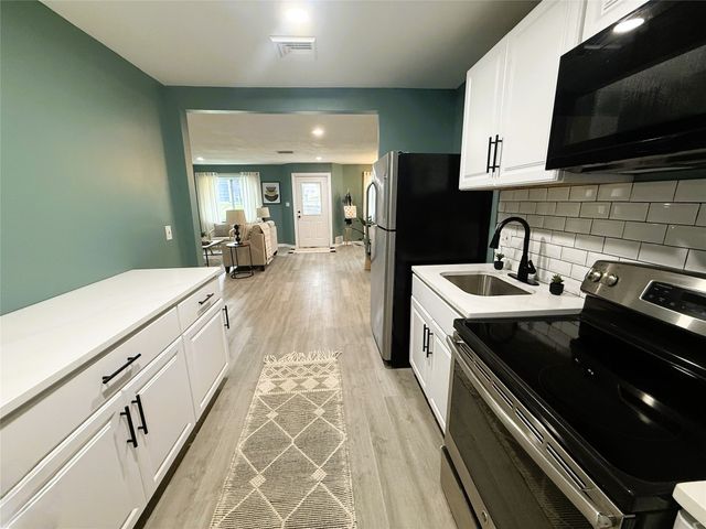 12013 TEIFER Avenue, Conneaut Lake, PA 16316