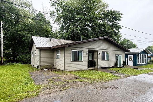 12013 TEIFER Avenue, Conneaut Lake, PA 16316