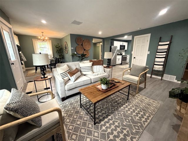 12013 TEIFER Avenue, Conneaut Lake, PA 16316