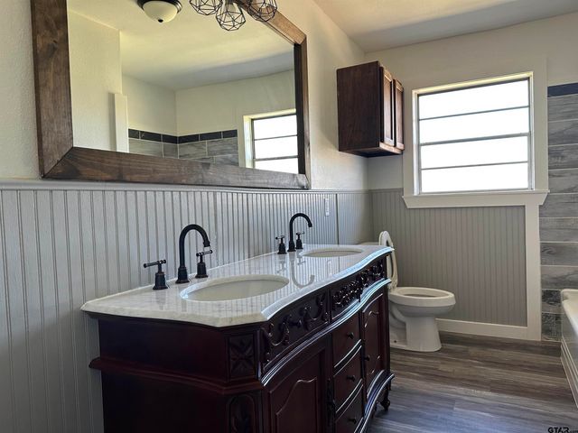6890 SH 294 W., Alto, TX 75925