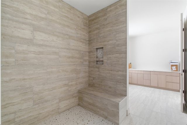 61121 Airpark Lane, Mattawan, MI 49071