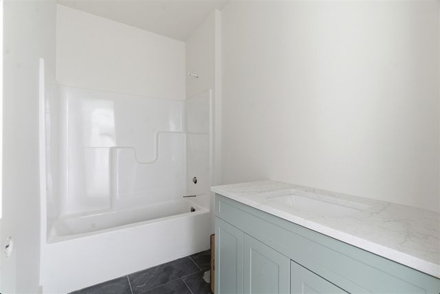 61121 Airpark Lane, Mattawan, MI 49071