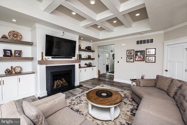 4296 JUNIPER ST, Vineland, NJ 08361