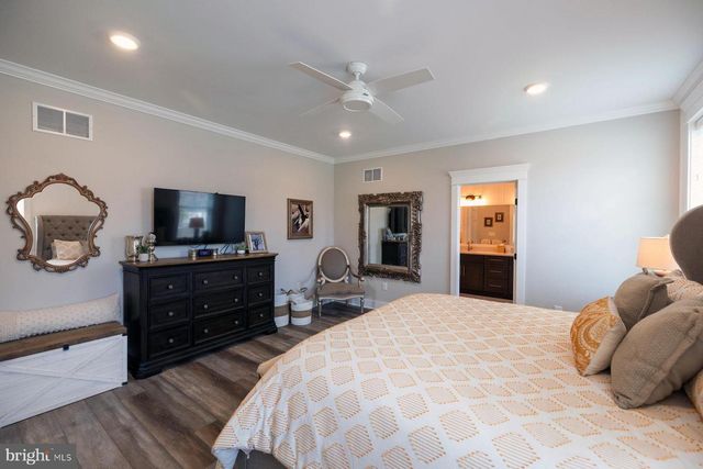 4296 JUNIPER ST, Vineland, NJ 08361