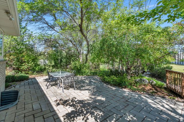6362 W 10500 N, Highland, UT 84003