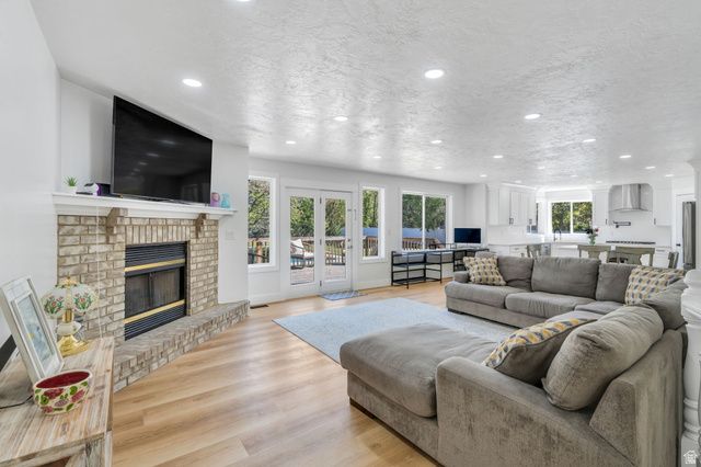 6362 W 10500 N, Highland, UT 84003