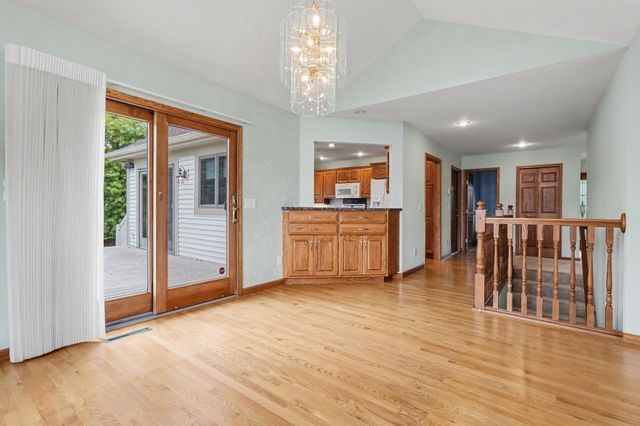 5629 Firethorne Drive, Bay City, MI 48706