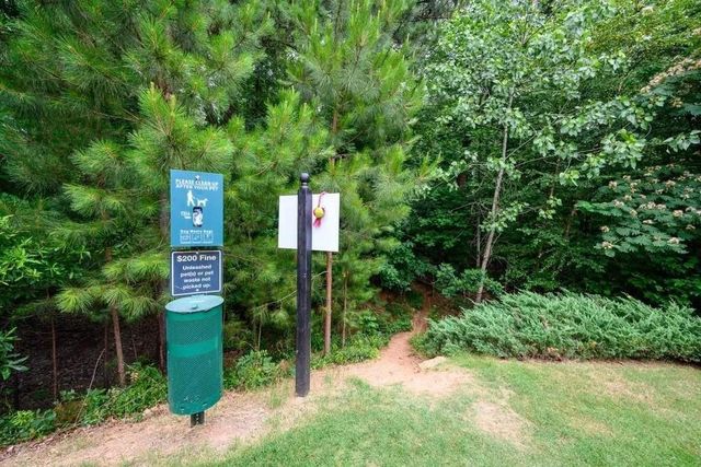 3759 Chattahoochee Summit SE Drive 3, Atlanta, GA 30339