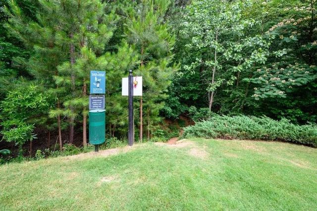 3759 Chattahoochee Summit SE Drive 3, Atlanta, GA 30339