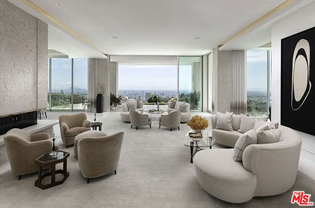 1500 Gilcrest Drive, Beverly Hills, CA 90210