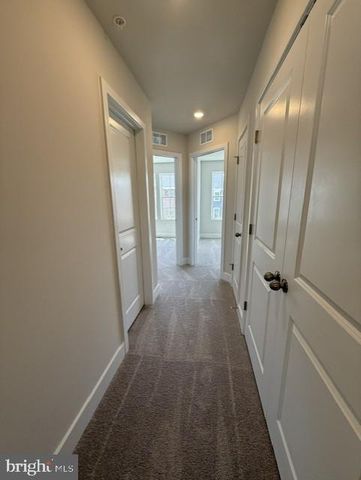 1813 SMITH ISLAND RD, Baltimore, MD 21244