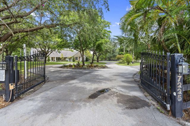 17225 Mare Lane, Loxahatchee, FL 33470