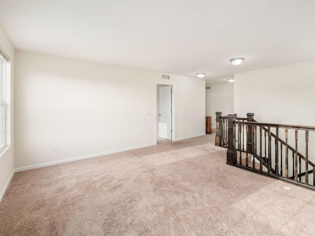 637 Bald Eagle Drive, Delaware, OH 43015